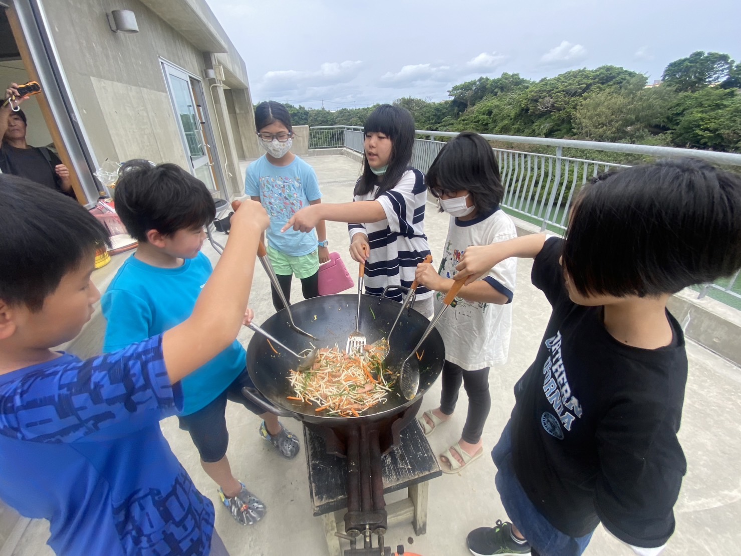 食育：おさかなをさばいてたべよう_比謝川自然体験センター07
