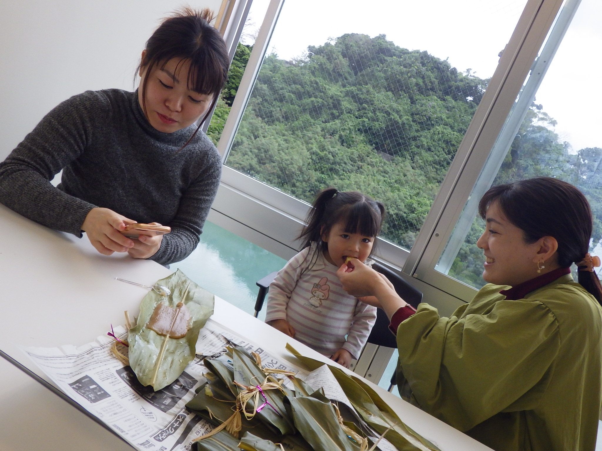 LINE_ALBUM_20250105ムーチー作り_250105_5