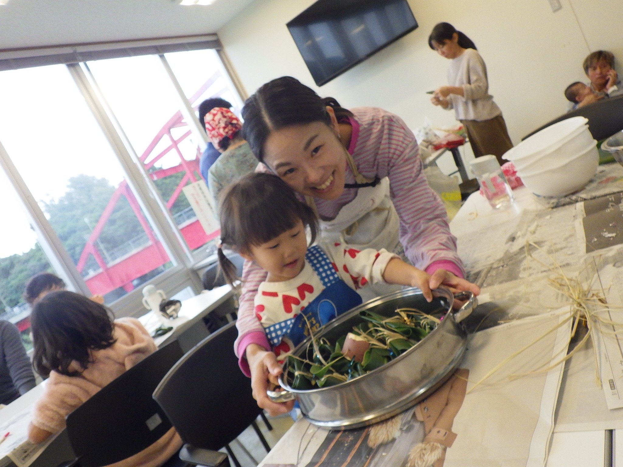 LINE_ALBUM_20250105ムーチー作り_250105_15